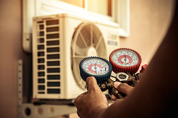 Professional Hvac technician working in Hartford, NY